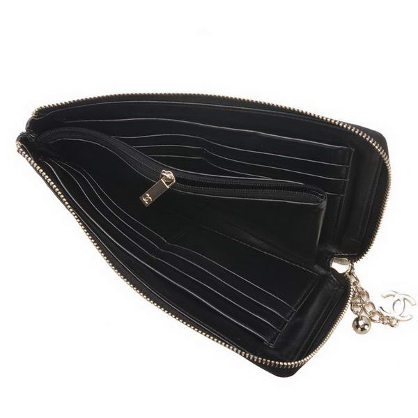 Replica Chanel A40319 Black Patent Leather Zippy Wallet